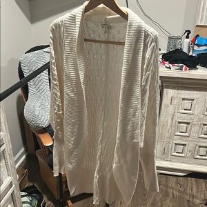 Elegant White Women's Sweater